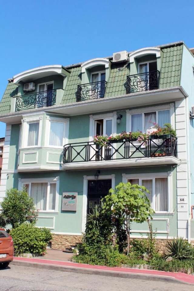 Отель Hotel Elegant Батуми-21